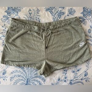 Nike essential shorts, Heather Gray, tie waist, size XXL